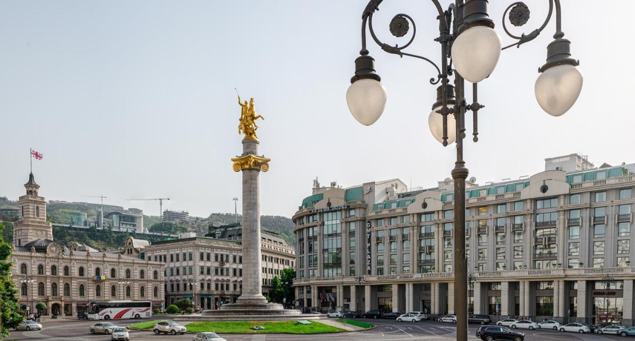 Zharuma Caravan Tbilisi Bagian luar foto
